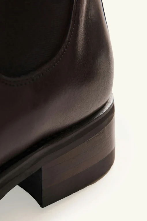 Chelsea Boxcalf Boots