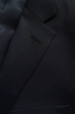 Generous Fit Linen Blazer