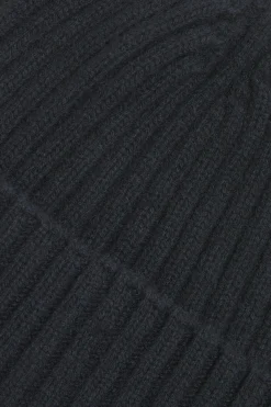 Knitted Cashmere Beanie