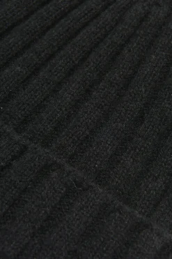 Knitted Rib structure hat