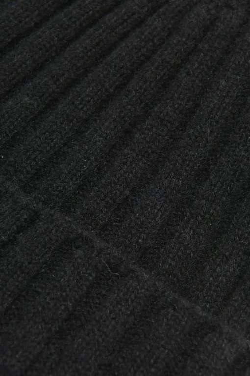Knitted Rib structure hat
