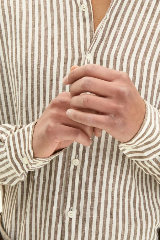 Regular Fit Button Down Linen Shirt