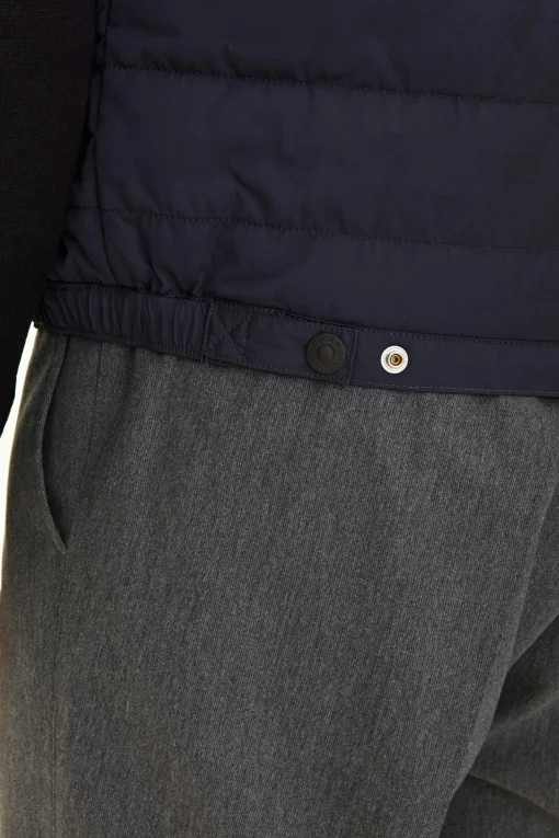 Regular Fit Liner Nylon Waistcoat
