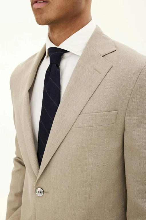 Regular Fit Tropical Wool Suit