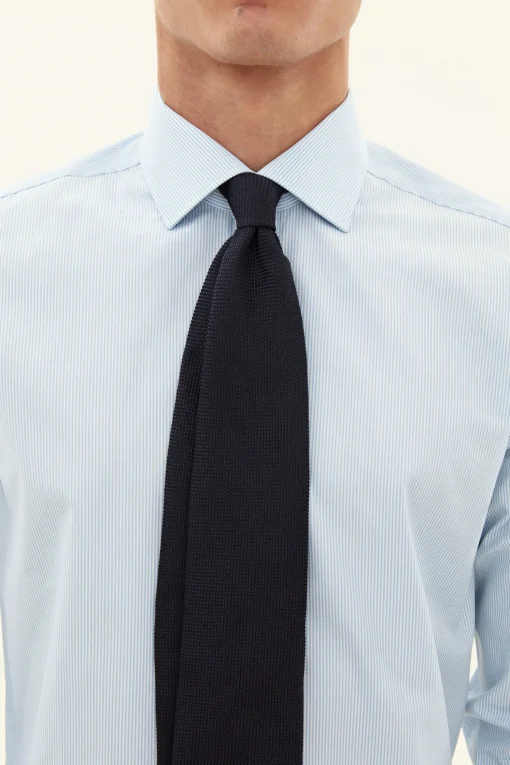 Slim Fit Cut Away Poplin Shirt
