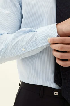 Slim Fit Cut Away Poplin Shirt
