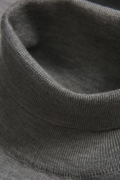 Slim Fit Extra Fine Merino Wool Rollneck