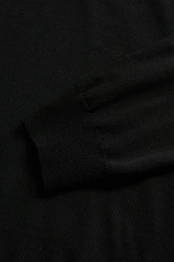 Slim Fit Extra Fine Merino Wool Rollneck