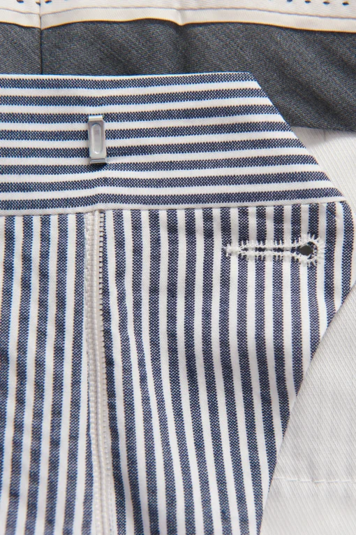 Slim Fit Jaquard Shorts