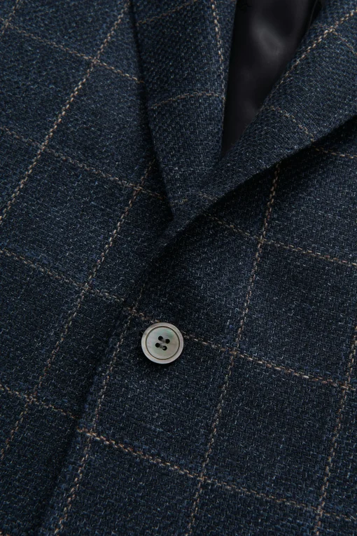 Slim Fit Linen Blazer