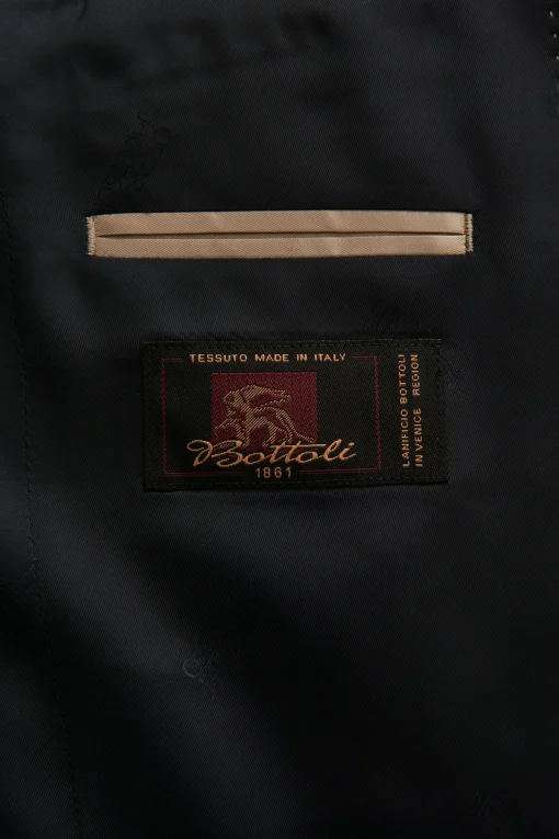 Slim Fit Linen Blazer